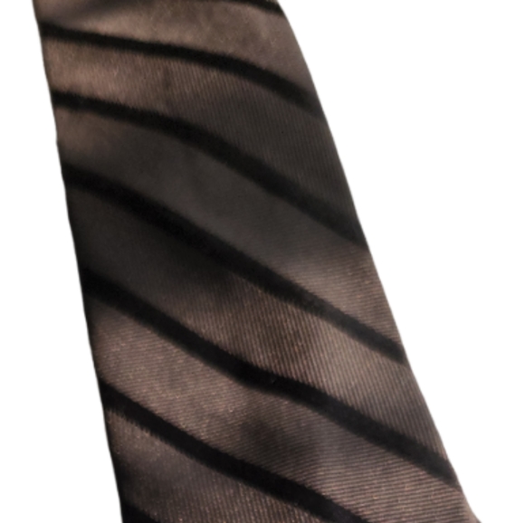 Pierre Cardin, Harty Ames, and Uomo Venetto tie bundle. BUY these 3 get 1 free - Picture 12 of 12